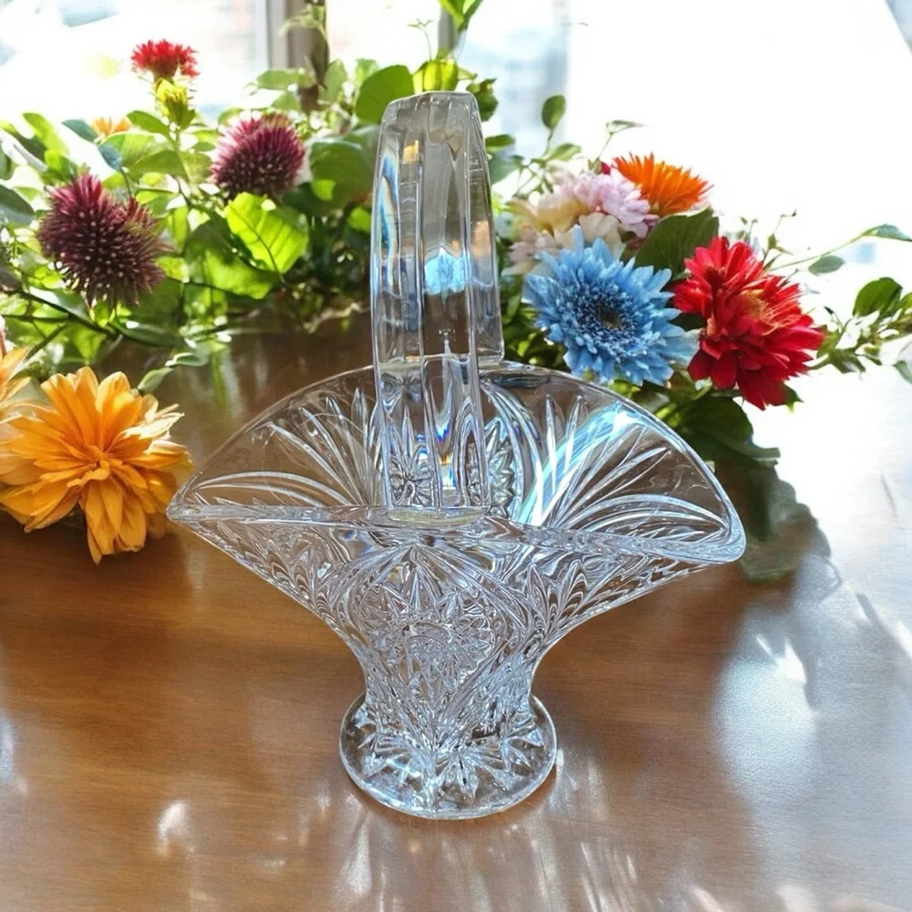 Elegant Vintage Crystal Basket - Picture 6 of 9